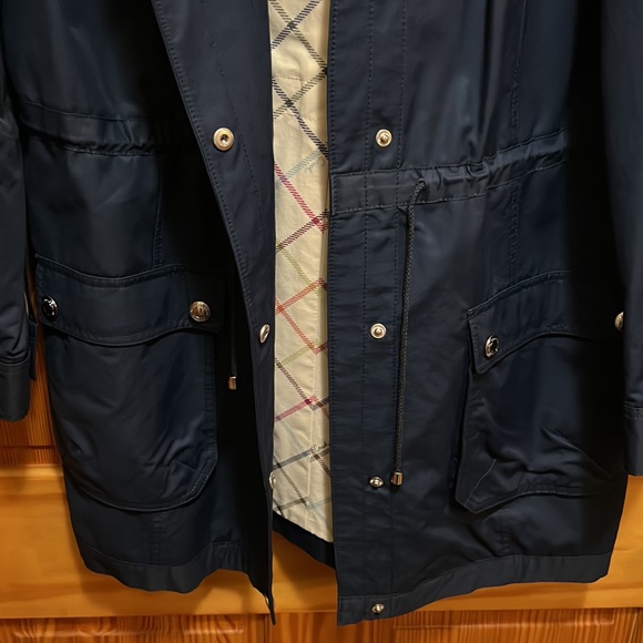 Coach women’s size large water resistant jacket navy - Picture 14 of 17